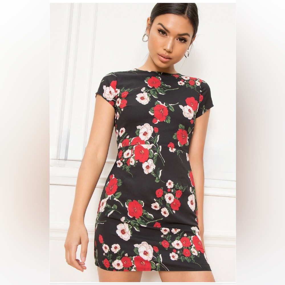 About Us Women Floral Charcoal and Red Mini Summer Dress Size XXS open back